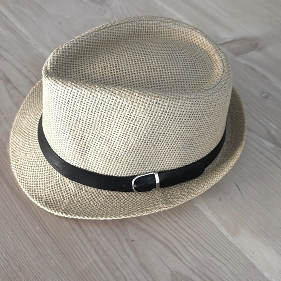 Hat - Picture 1 of 5